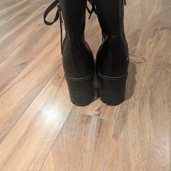 Various size 6 shoes - Picture 4 of 8